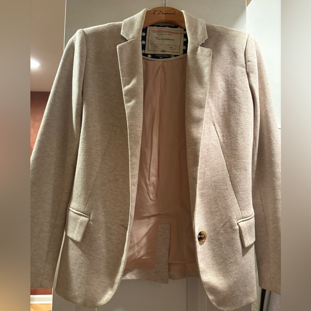 Beige Cartonnier blazer size XXSP